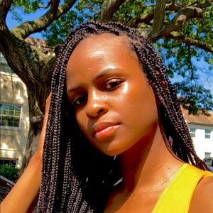 Meet your Posher, Lynda